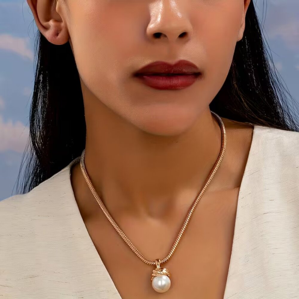 14K Gold Womens Solitaire White Natural Pearl Necklace 18" Size Chain Jewelry - Picture 3 of 8